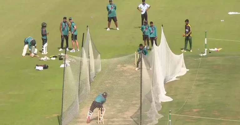 অনুশীলন করছেন বাংলাদেশ ক্রিকেট দল